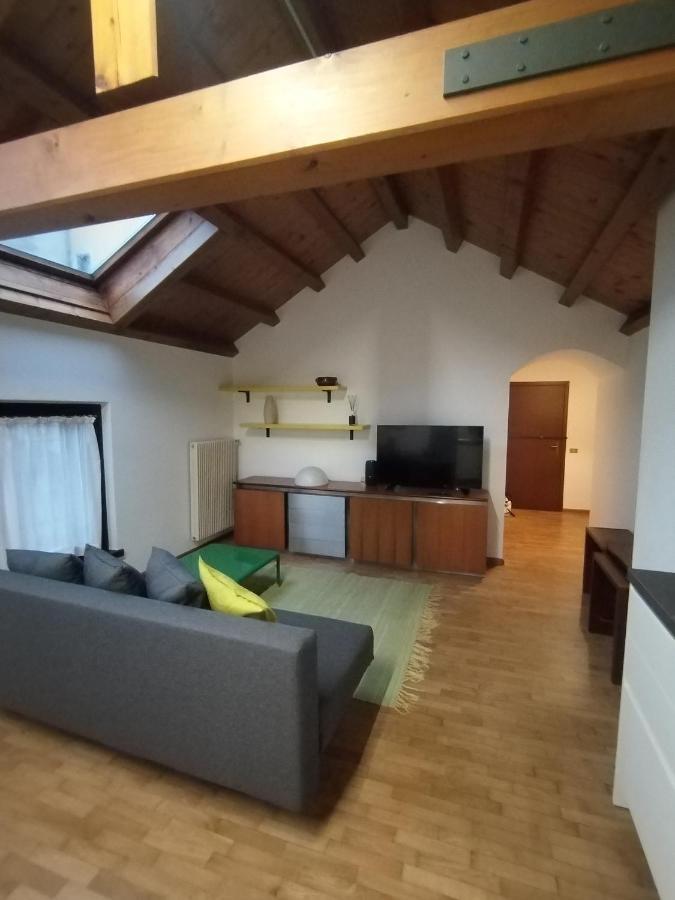 Il Vicolo_Carinissimo Appartamento In Centro Storico, Zona Giorno Mansardata Μπελούνο Εξωτερικό φωτογραφία