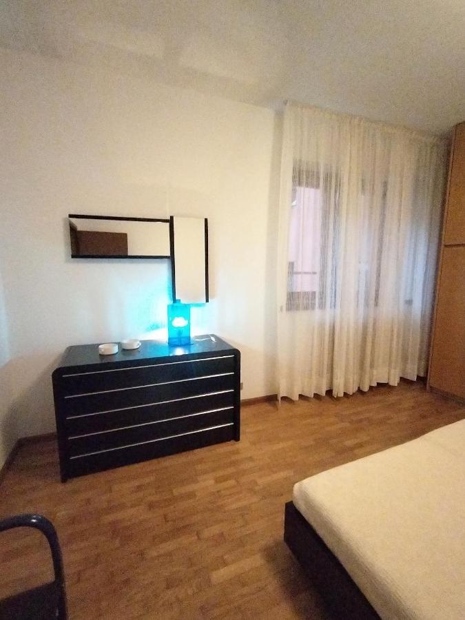 Il Vicolo_Carinissimo Appartamento In Centro Storico, Zona Giorno Mansardata Μπελούνο Εξωτερικό φωτογραφία